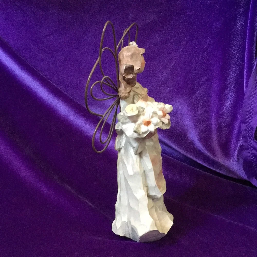 Resin Angel Holding Basket of Flowers